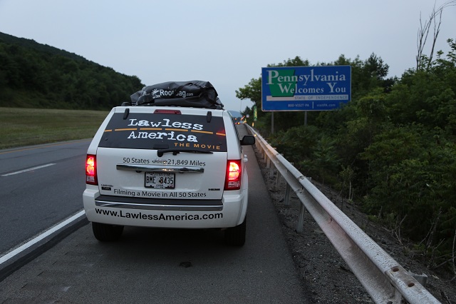 pennsylvania-border-welcome-sign-jeep-lawless-america-movie-2012-07-19 049-640w